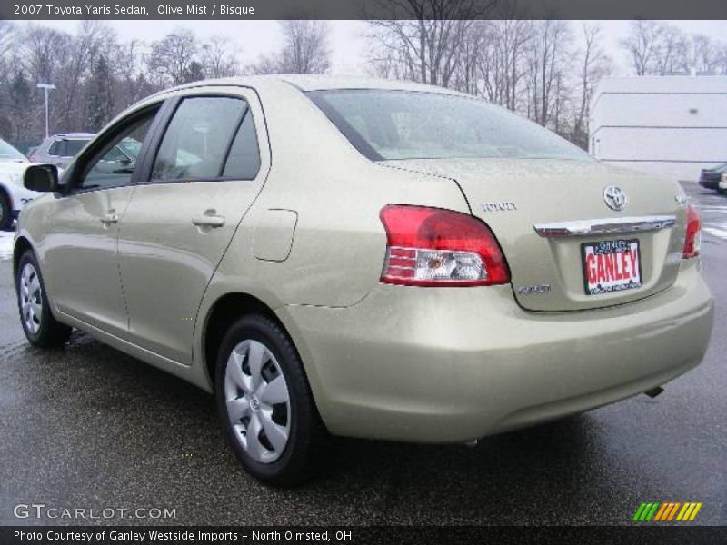 Olive Mist / Bisque 2007 Toyota Yaris Sedan