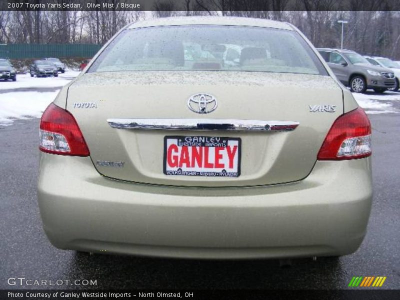 Olive Mist / Bisque 2007 Toyota Yaris Sedan
