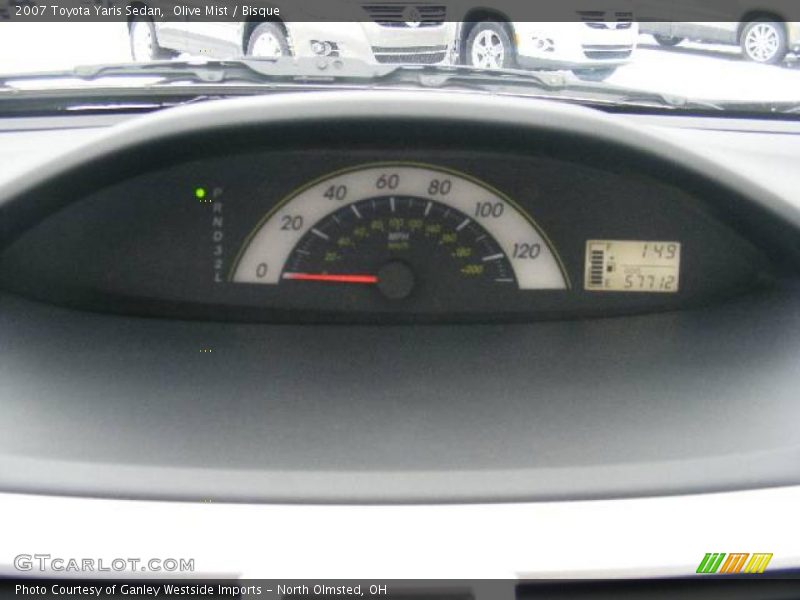 Olive Mist / Bisque 2007 Toyota Yaris Sedan