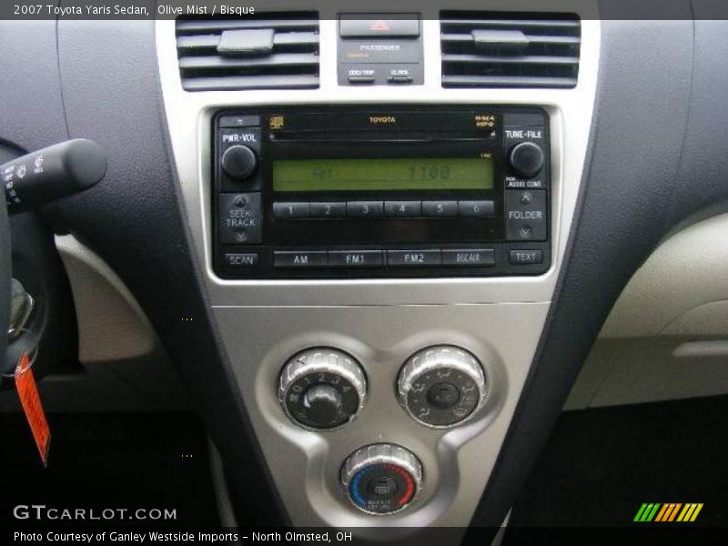 Olive Mist / Bisque 2007 Toyota Yaris Sedan