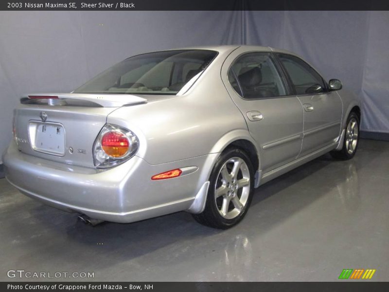 Sheer Silver / Black 2003 Nissan Maxima SE