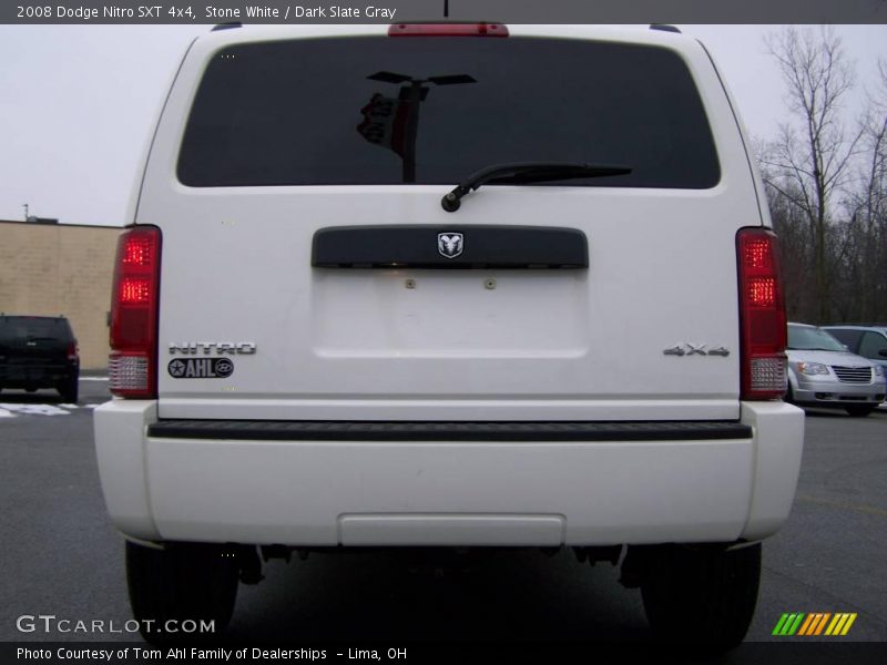 Stone White / Dark Slate Gray 2008 Dodge Nitro SXT 4x4