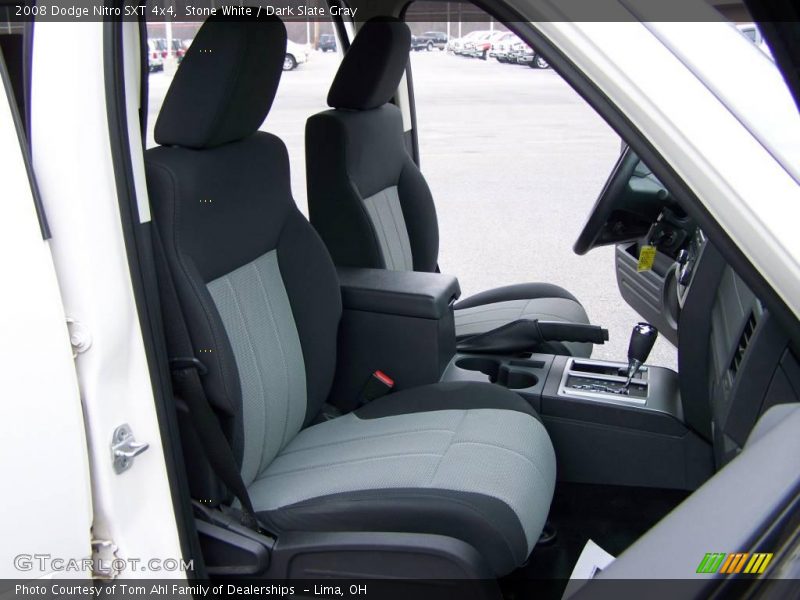 Stone White / Dark Slate Gray 2008 Dodge Nitro SXT 4x4