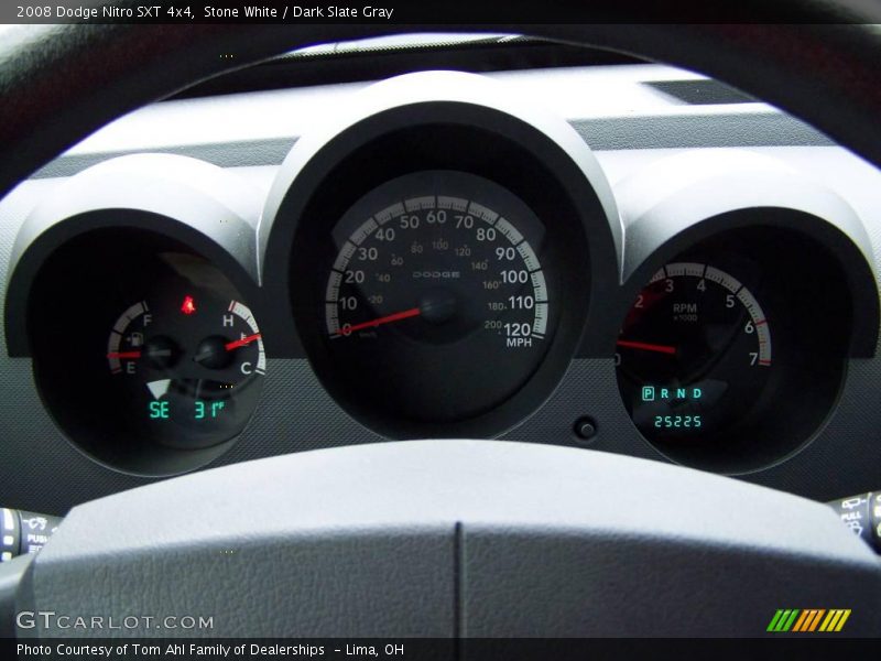 Stone White / Dark Slate Gray 2008 Dodge Nitro SXT 4x4