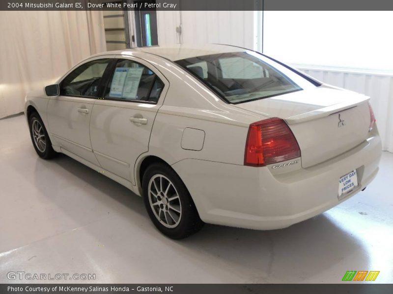 Dover White Pearl / Petrol Gray 2004 Mitsubishi Galant ES