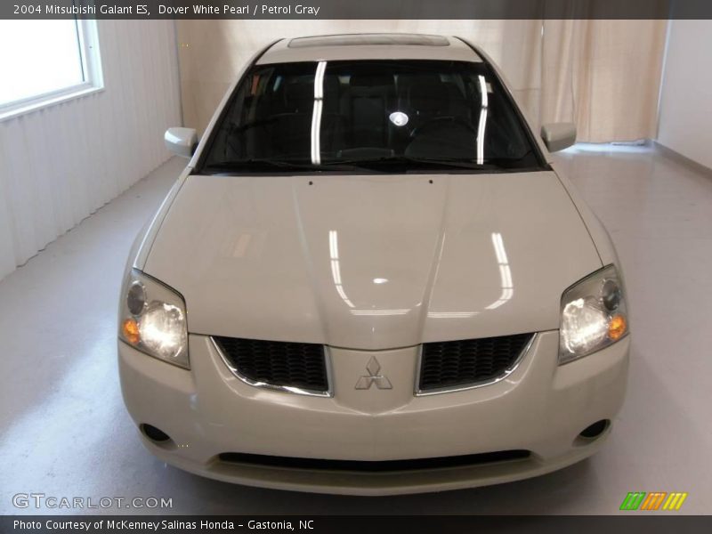 Dover White Pearl / Petrol Gray 2004 Mitsubishi Galant ES