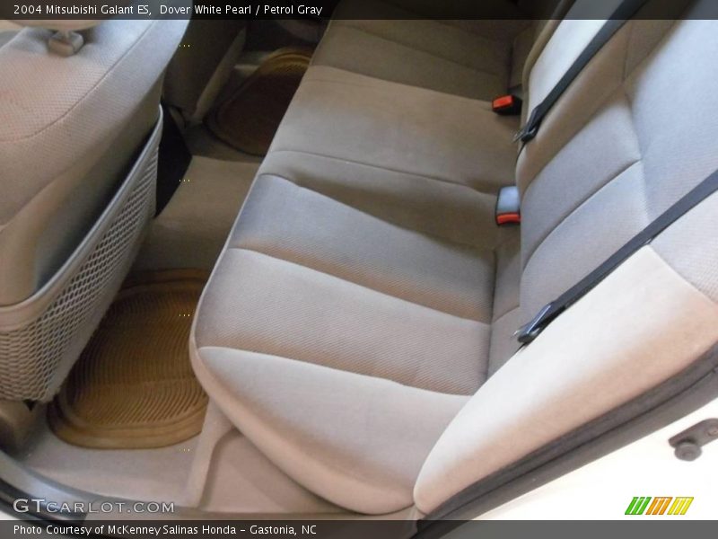 Dover White Pearl / Petrol Gray 2004 Mitsubishi Galant ES