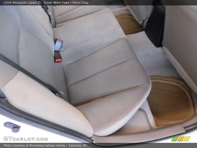 Dover White Pearl / Petrol Gray 2004 Mitsubishi Galant ES
