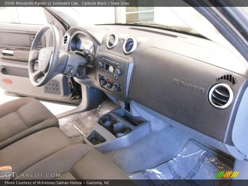 Carbide Black / Slate Gray 2006 Mitsubishi Raider LS Extended Cab