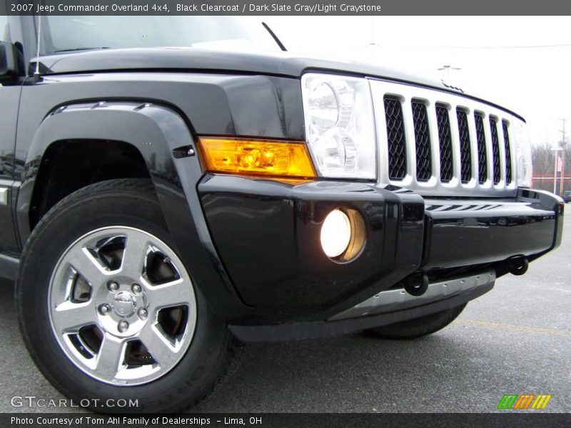 Black Clearcoat / Dark Slate Gray/Light Graystone 2007 Jeep Commander Overland 4x4