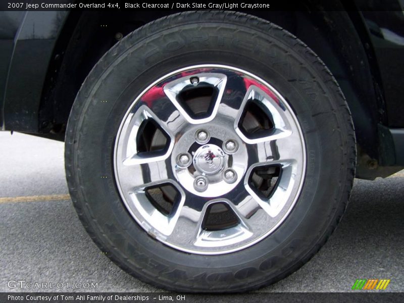 Black Clearcoat / Dark Slate Gray/Light Graystone 2007 Jeep Commander Overland 4x4