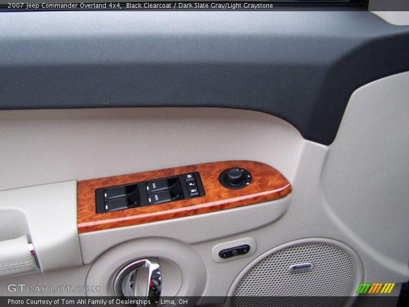 Black Clearcoat / Dark Slate Gray/Light Graystone 2007 Jeep Commander Overland 4x4