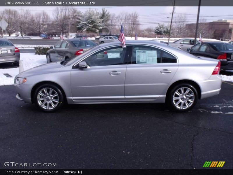 Silver Metallic / Anthracite Black 2009 Volvo S80 3.2