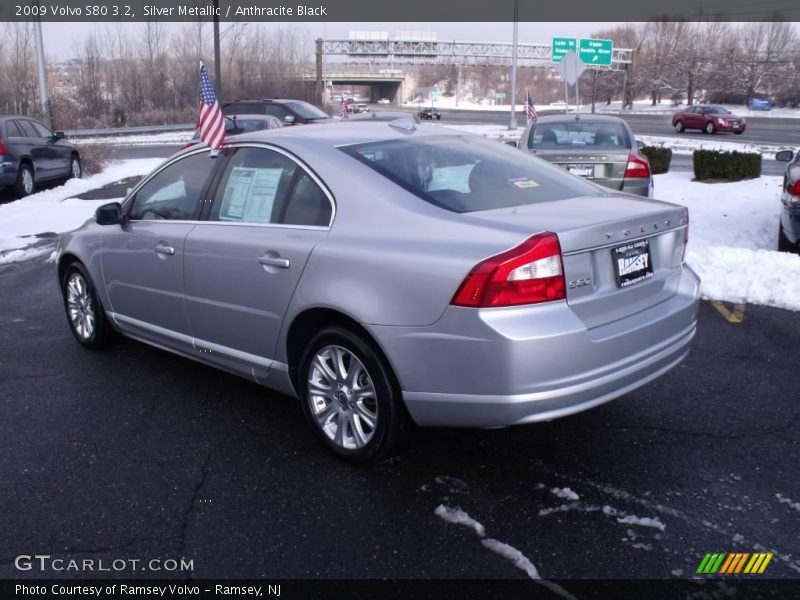 Silver Metallic / Anthracite Black 2009 Volvo S80 3.2