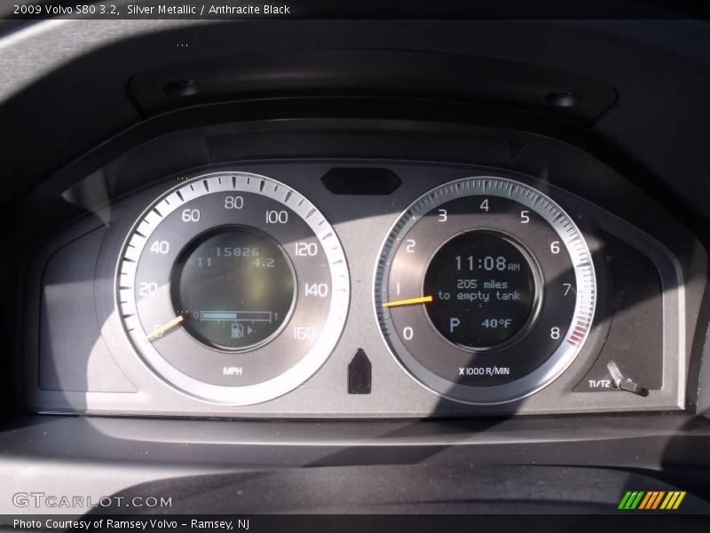 Silver Metallic / Anthracite Black 2009 Volvo S80 3.2