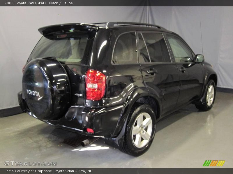 Black / Taupe 2005 Toyota RAV4 4WD