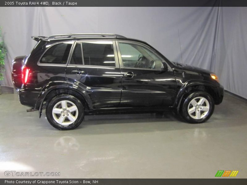 Black / Taupe 2005 Toyota RAV4 4WD