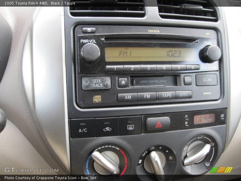 Black / Taupe 2005 Toyota RAV4 4WD