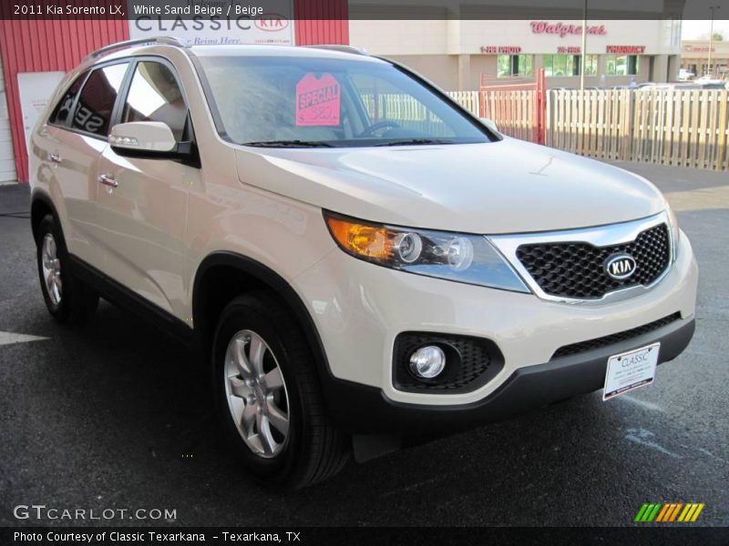 White Sand Beige / Beige 2011 Kia Sorento LX