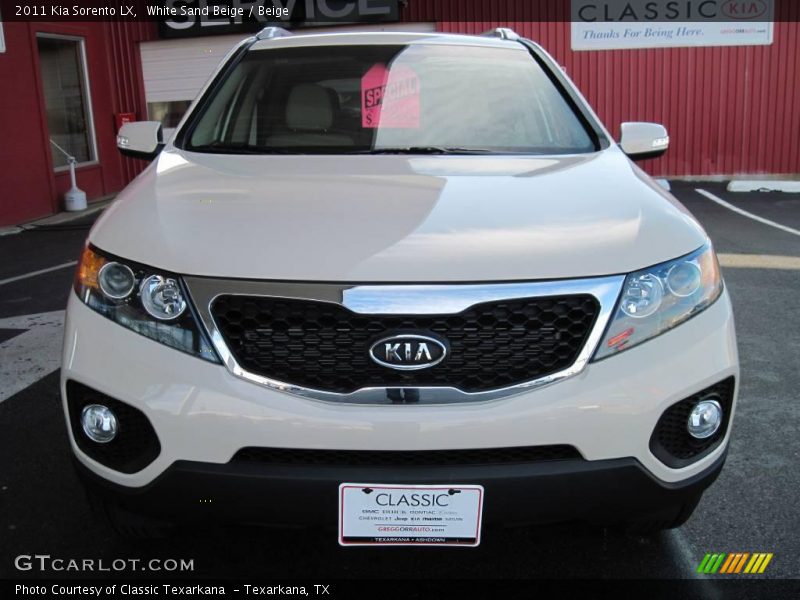 White Sand Beige / Beige 2011 Kia Sorento LX