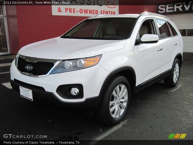 Snow White Pearl / Beige 2011 Kia Sorento EX
