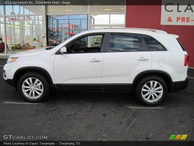 Snow White Pearl / Beige 2011 Kia Sorento EX