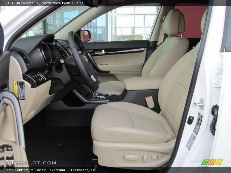 Snow White Pearl / Beige 2011 Kia Sorento EX