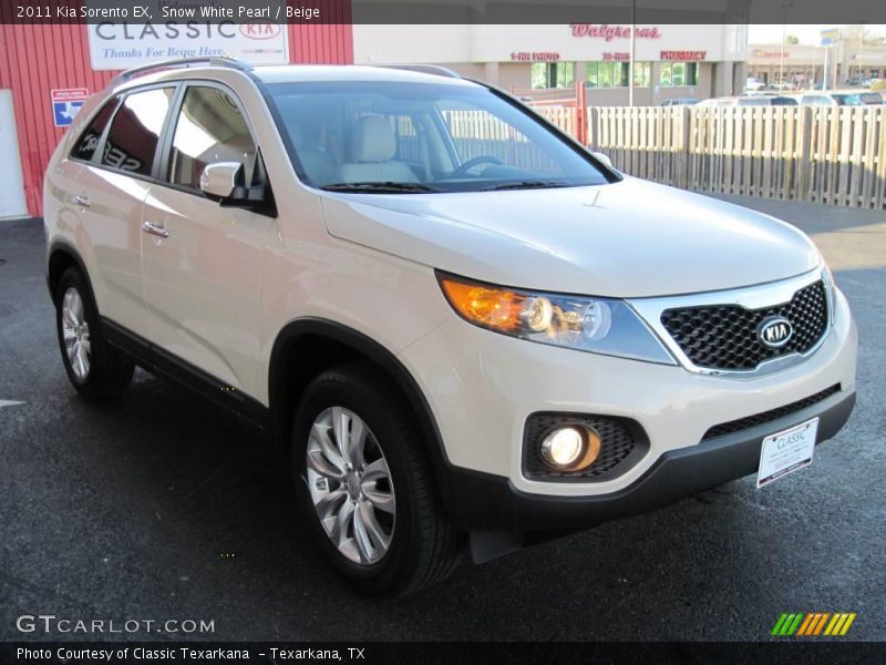 Snow White Pearl / Beige 2011 Kia Sorento EX