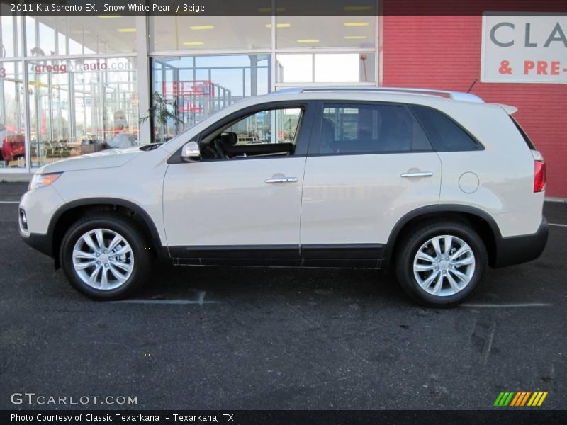 Snow White Pearl / Beige 2011 Kia Sorento EX