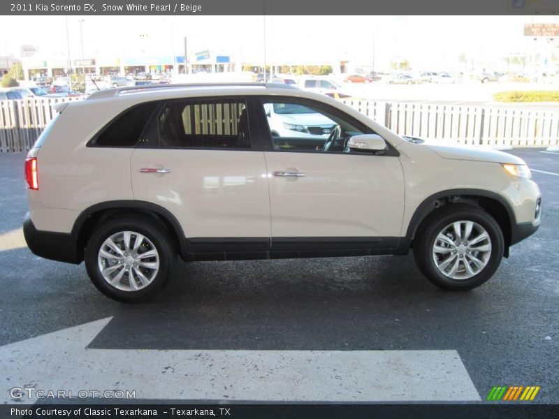 Snow White Pearl / Beige 2011 Kia Sorento EX
