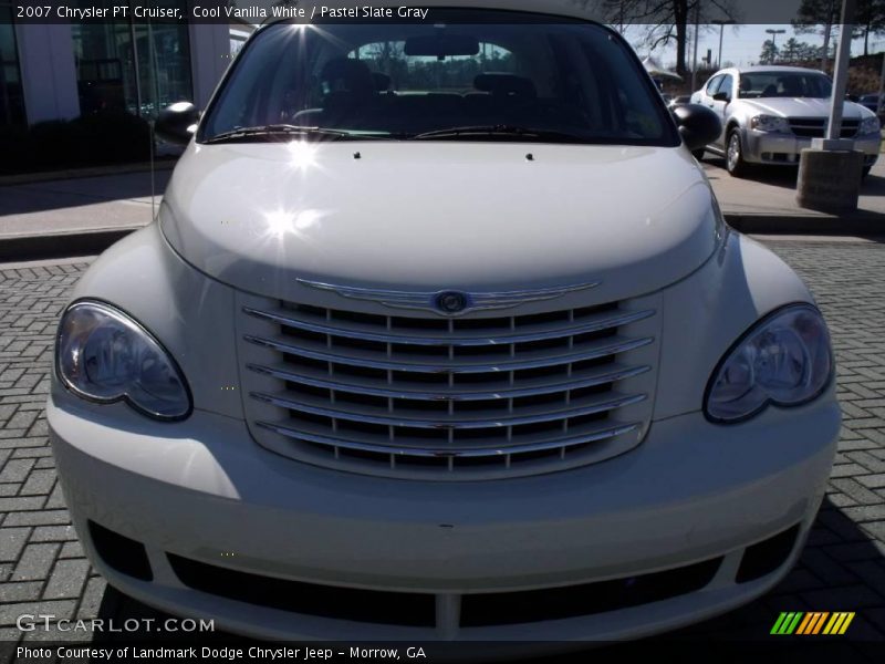 Cool Vanilla White / Pastel Slate Gray 2007 Chrysler PT Cruiser