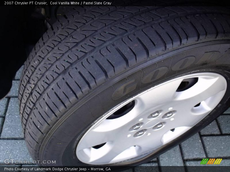 Cool Vanilla White / Pastel Slate Gray 2007 Chrysler PT Cruiser