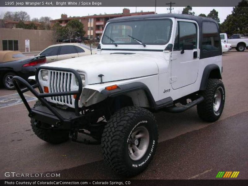 Bright White / Spice Beige 1995 Jeep Wrangler S 4x4