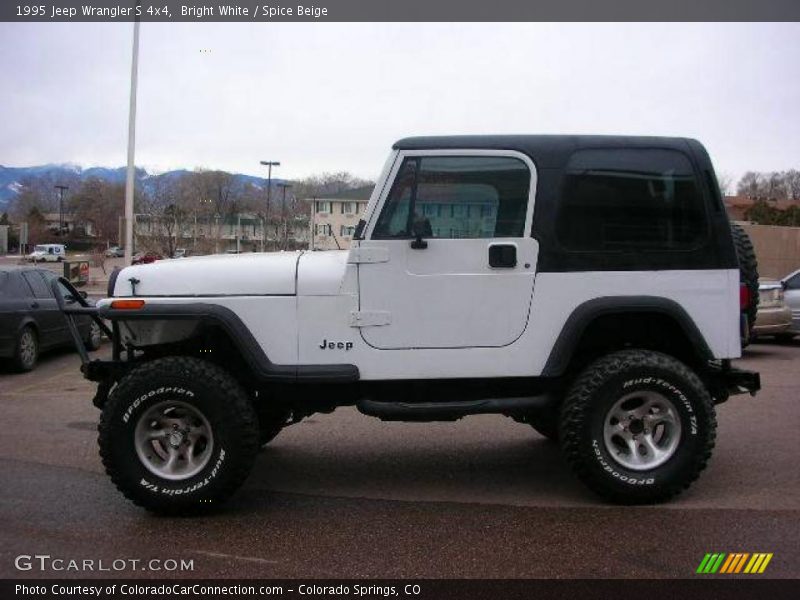 Bright White / Spice Beige 1995 Jeep Wrangler S 4x4