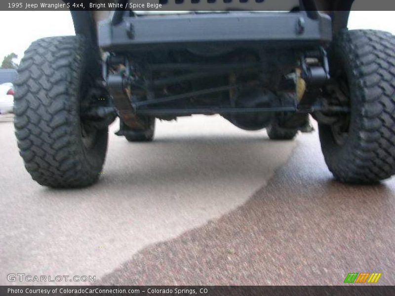 Bright White / Spice Beige 1995 Jeep Wrangler S 4x4