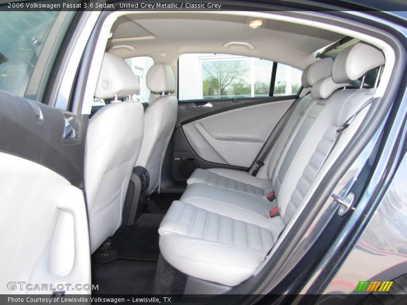 United Grey Metallic / Classic Grey 2006 Volkswagen Passat 3.6 Sedan