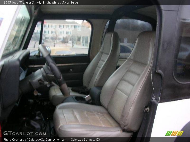 Bright White / Spice Beige 1995 Jeep Wrangler S 4x4