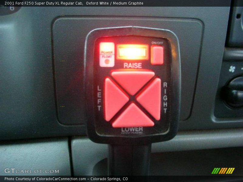 Oxford White / Medium Graphite 2001 Ford F250 Super Duty XL Regular Cab