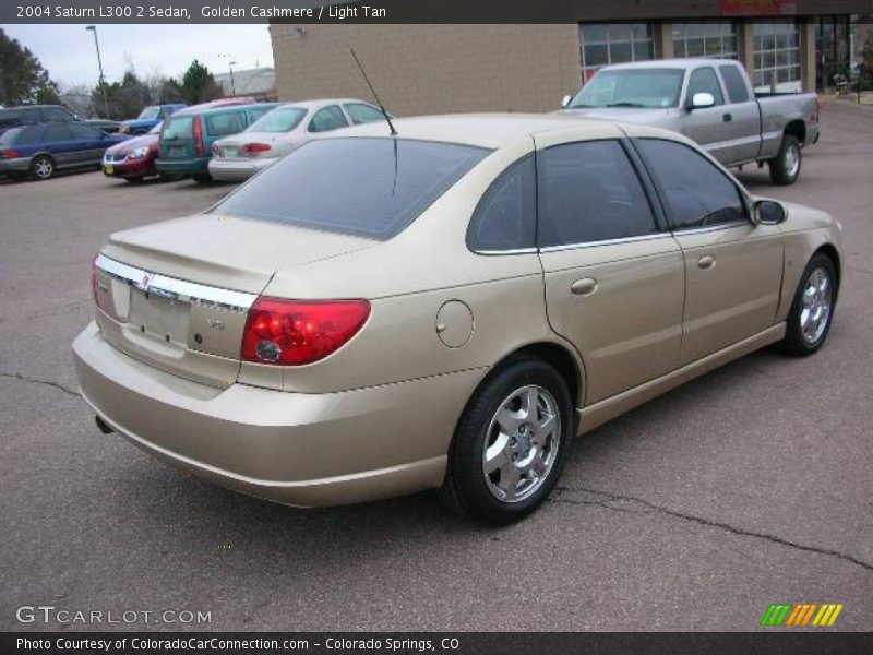 Golden Cashmere / Light Tan 2004 Saturn L300 2 Sedan