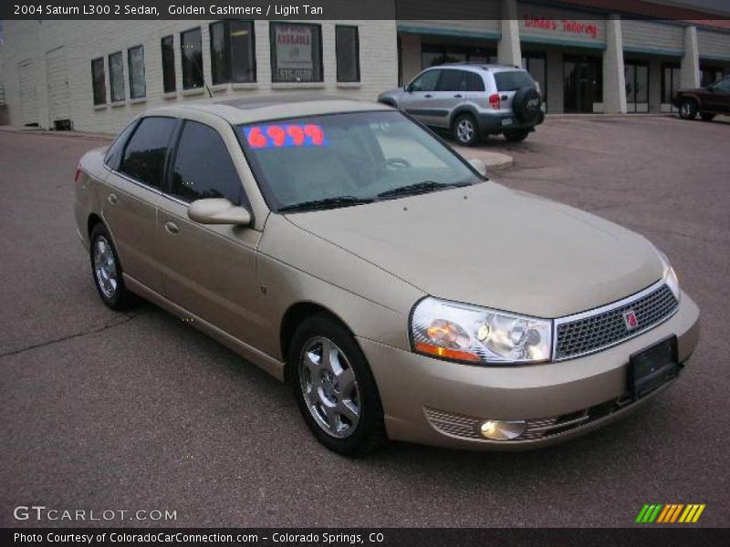 Golden Cashmere / Light Tan 2004 Saturn L300 2 Sedan