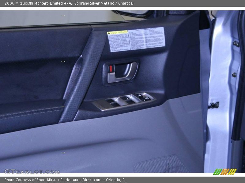 Soprano Silver Metallic / Charcoal 2006 Mitsubishi Montero Limited 4x4