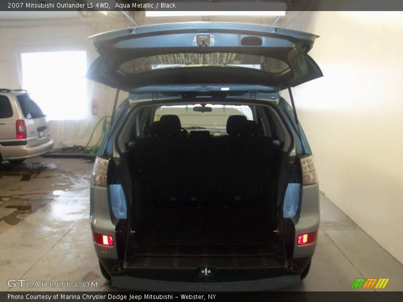 Aqua Metallic / Black 2007 Mitsubishi Outlander LS 4WD