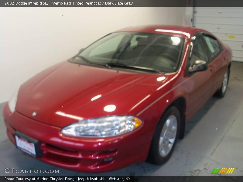 Inferno Red Tinted Pearlcoat / Dark Slate Gray 2002 Dodge Intrepid SE