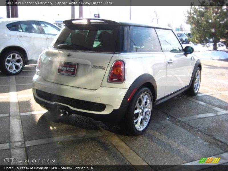Pepper White / Grey/Carbon Black 2007 Mini Cooper S Hardtop