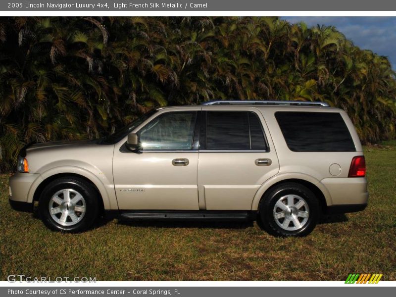Light French Silk Metallic / Camel 2005 Lincoln Navigator Luxury 4x4