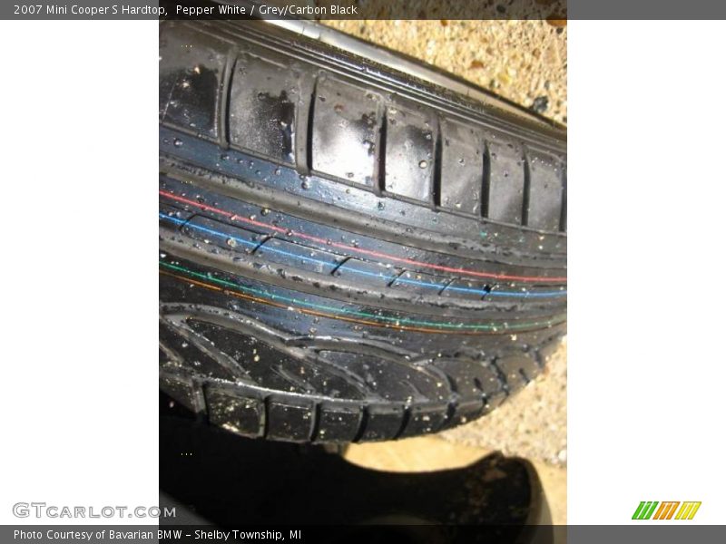 Pepper White / Grey/Carbon Black 2007 Mini Cooper S Hardtop