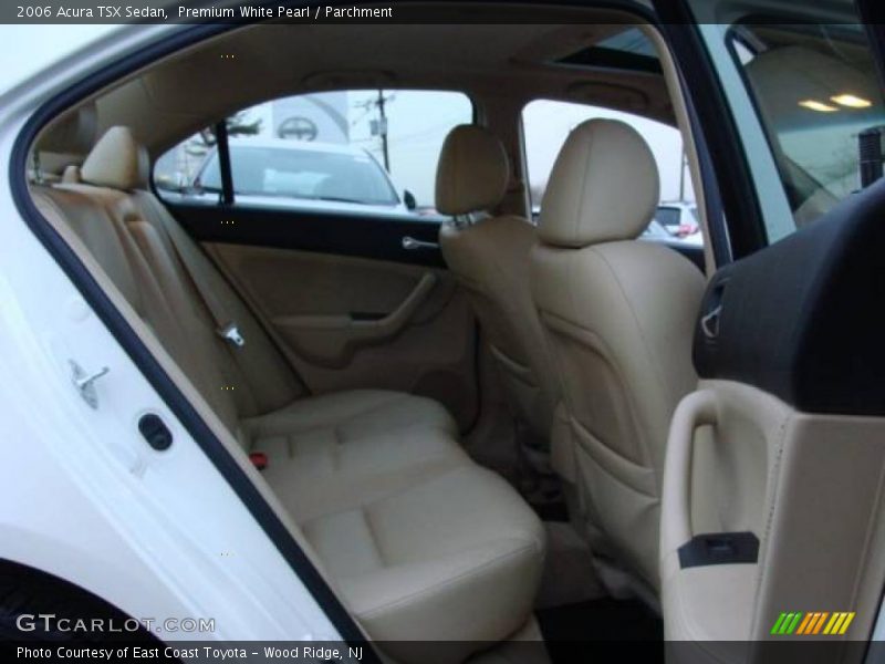 Premium White Pearl / Parchment 2006 Acura TSX Sedan