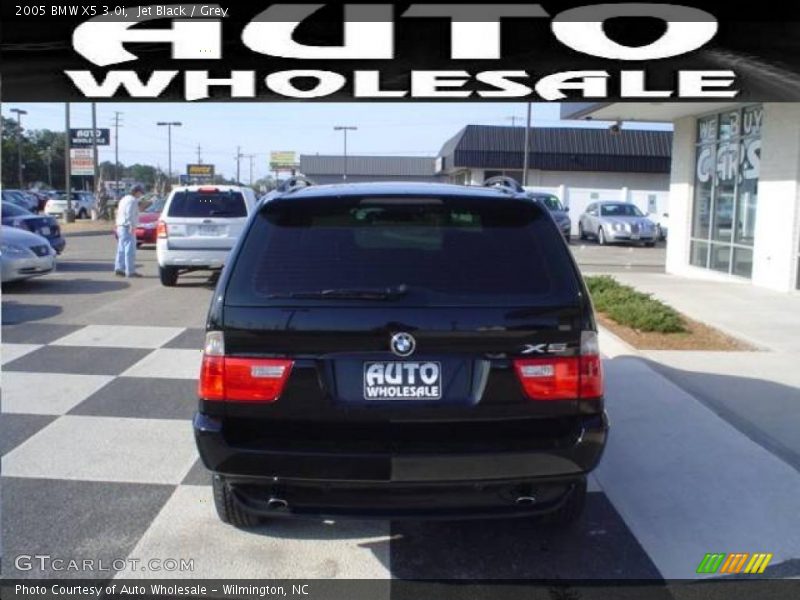 Jet Black / Grey 2005 BMW X5 3.0i