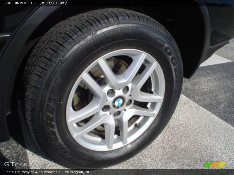 Jet Black / Grey 2005 BMW X5 3.0i