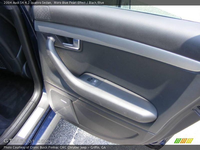 Moro Blue Pearl Effect / Black/Blue 2004 Audi S4 4.2 quattro Sedan